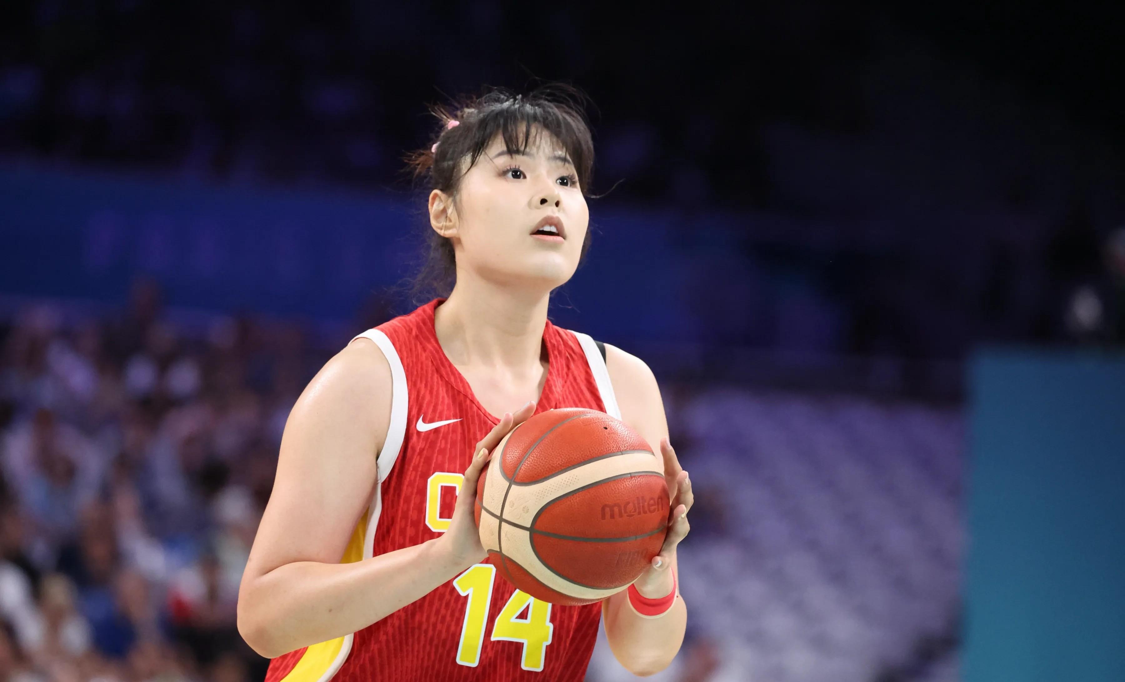 辽宁女篮成功战胜深圳，保持领先优势！