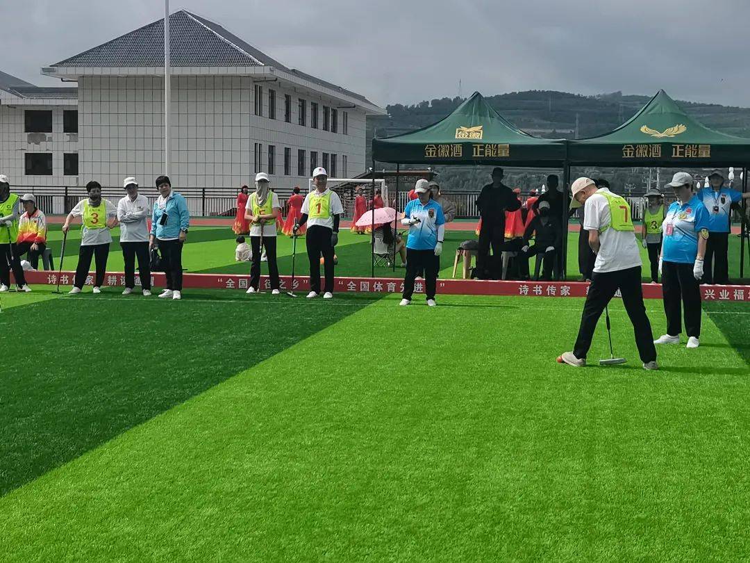 精彩表现令人回味无穷，赛场上好戏连连