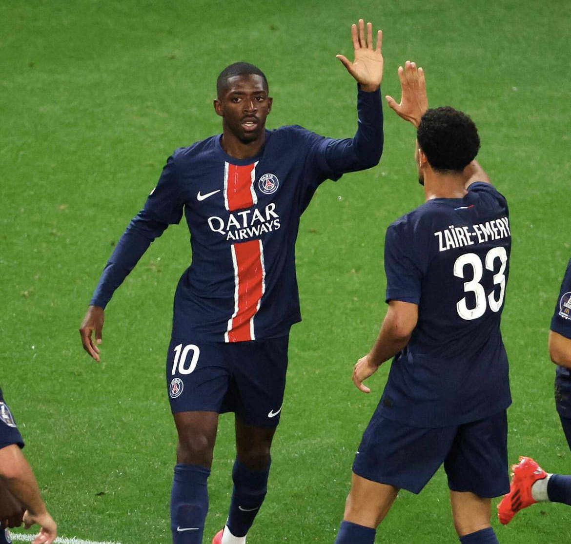 包含雷恩足球队球员表现出色助球队取胜的词条