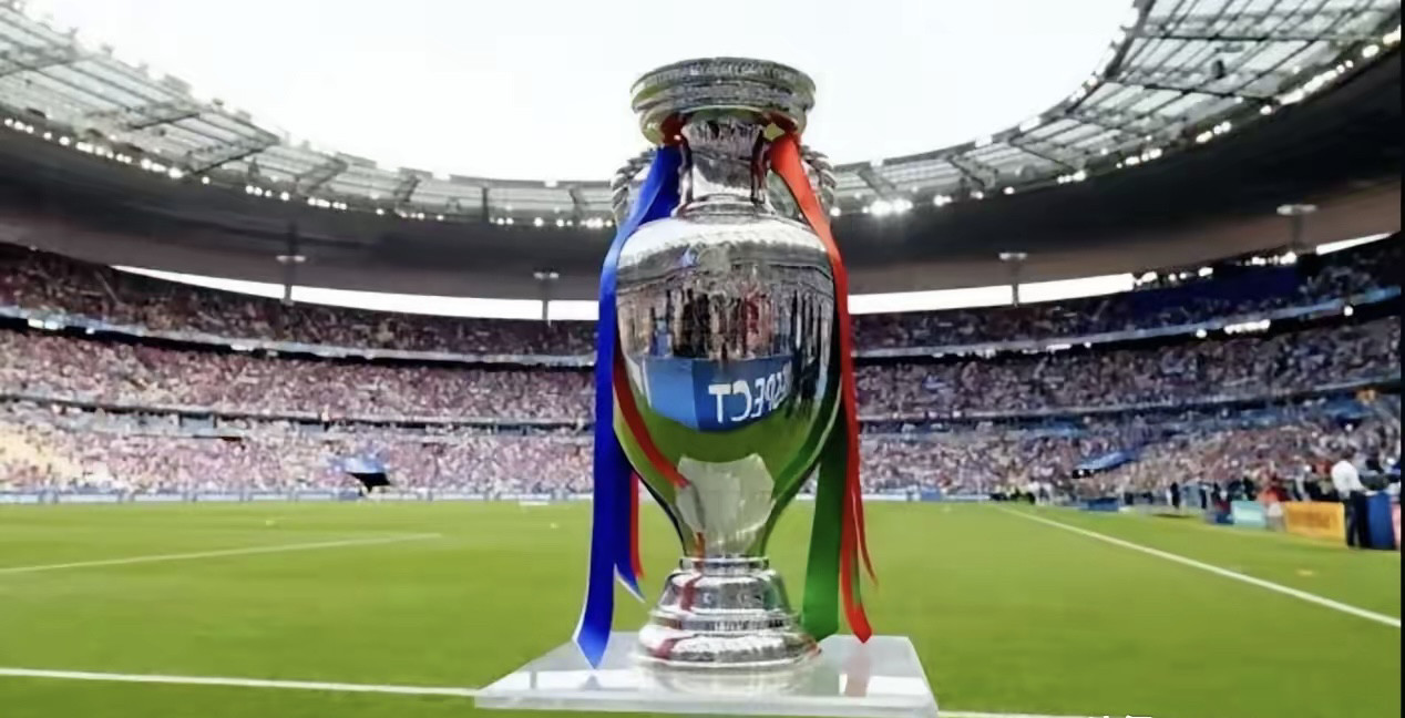 捷克队狂胜斯洛伐克，晋级四强