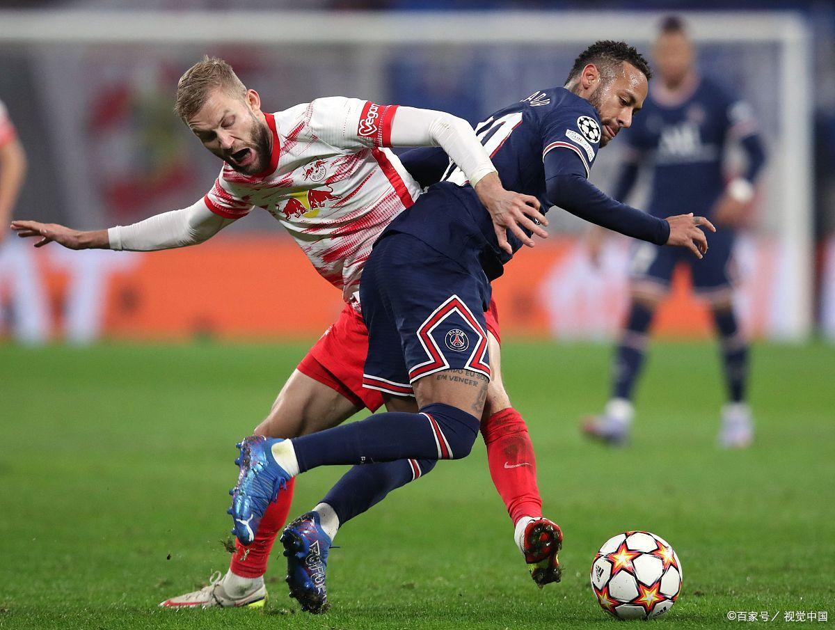 奥格斯堡成功守住客场不败纪录