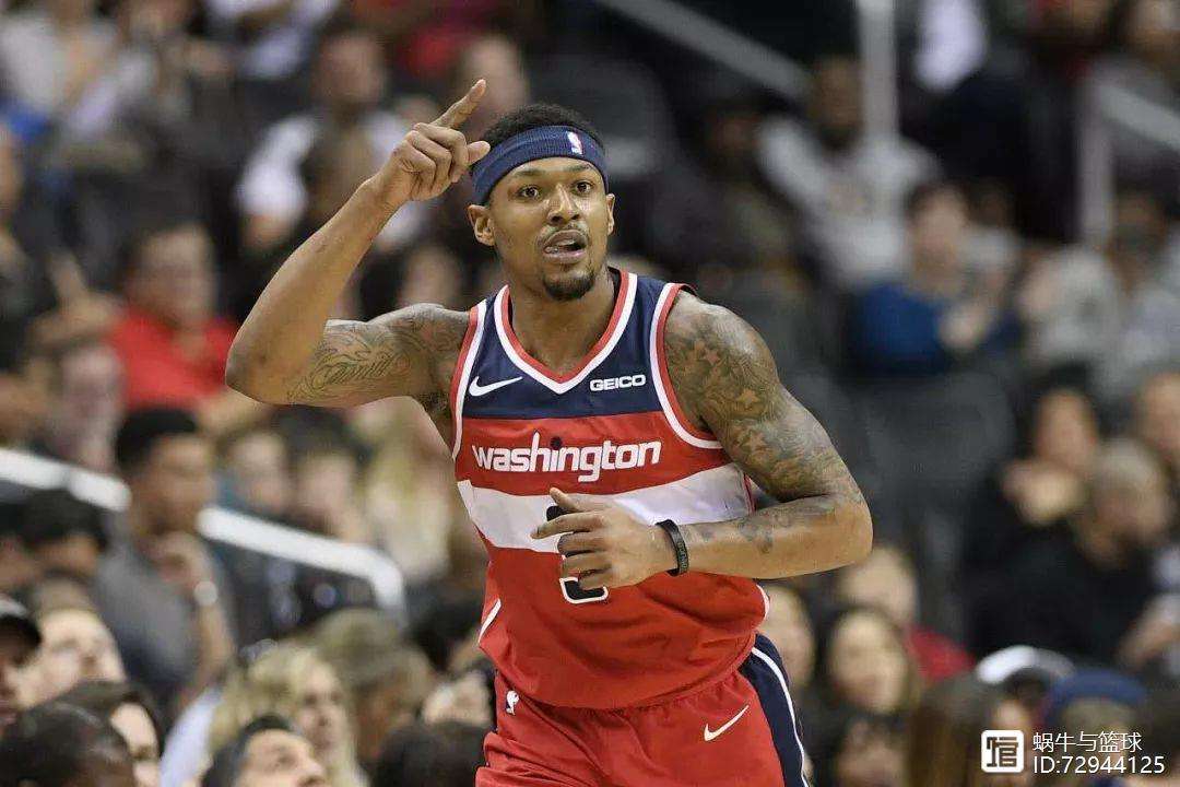 爵士胜公牛，结束连败