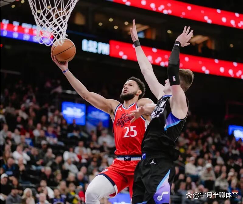 快船战胜爵士追平系列赛 快船战胜爵士追平系列赛