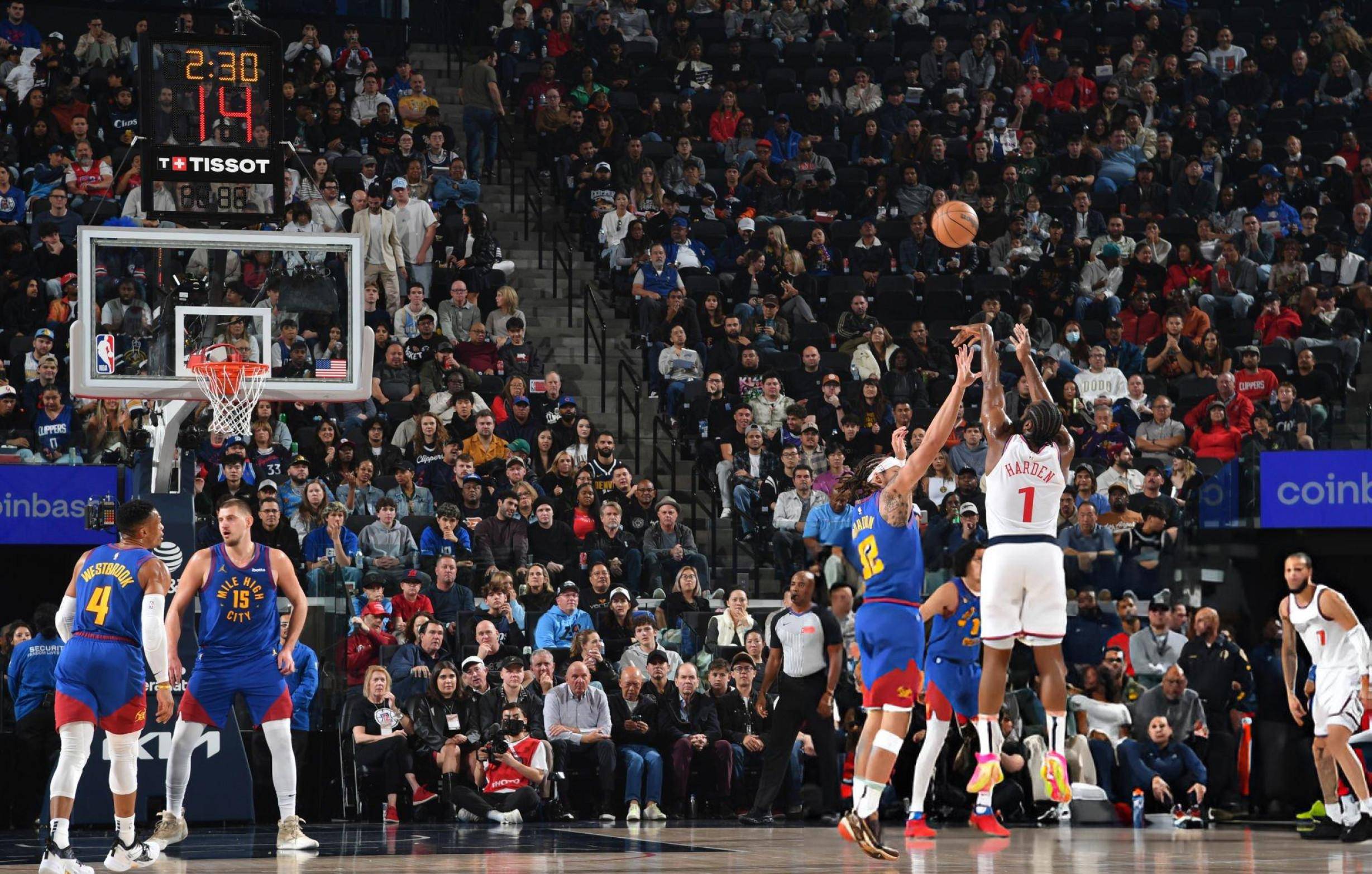 火箭战胜热火,哈登送出绝杀 火箭战胜热火,哈登送出绝杀