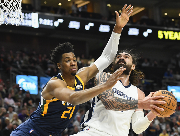 灰熊一路领先战胜爵士，晋级季后赛