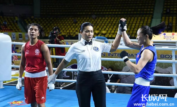 古巴拳击冠军击败强手，夺得桂冠