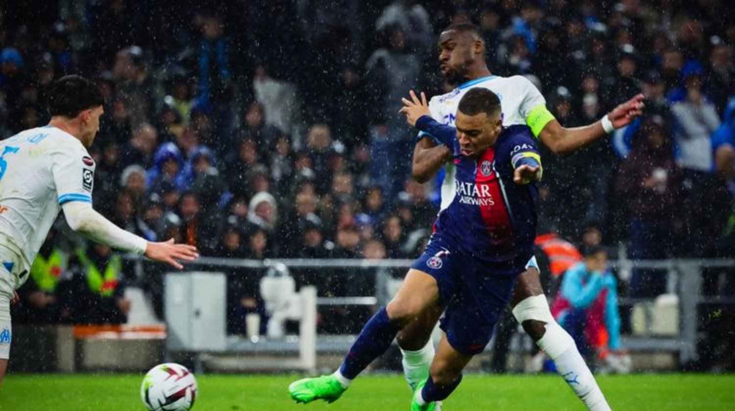 马赛遭遇失利，法甲球队头名大门再远一步